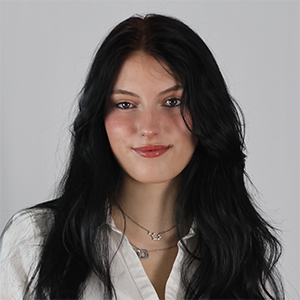 Cait Bio Pic 300 x 300